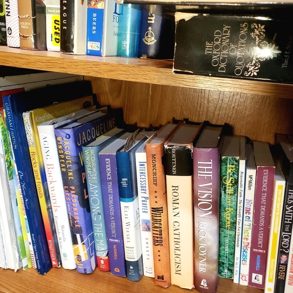 BOOKS Mystery Box 36 Pack for 175$ Rare, New & Vintage  (Read Descriptio… - Picture 12 of 16